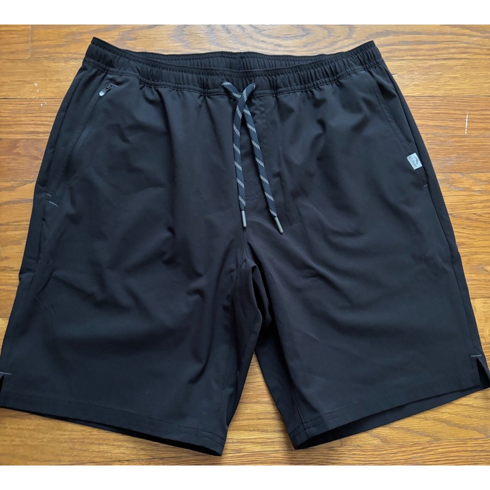 L.L.Bean Performance Shorts Men's M Black Elastic Drawstring Activewear